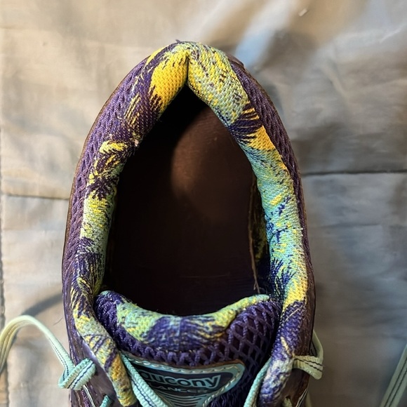 Running sneakers women’s 10 - Picture 2 of 8